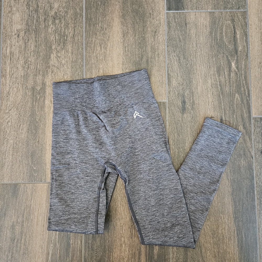 Oner Active Classic Seamless Gray Leggings, Medium Short